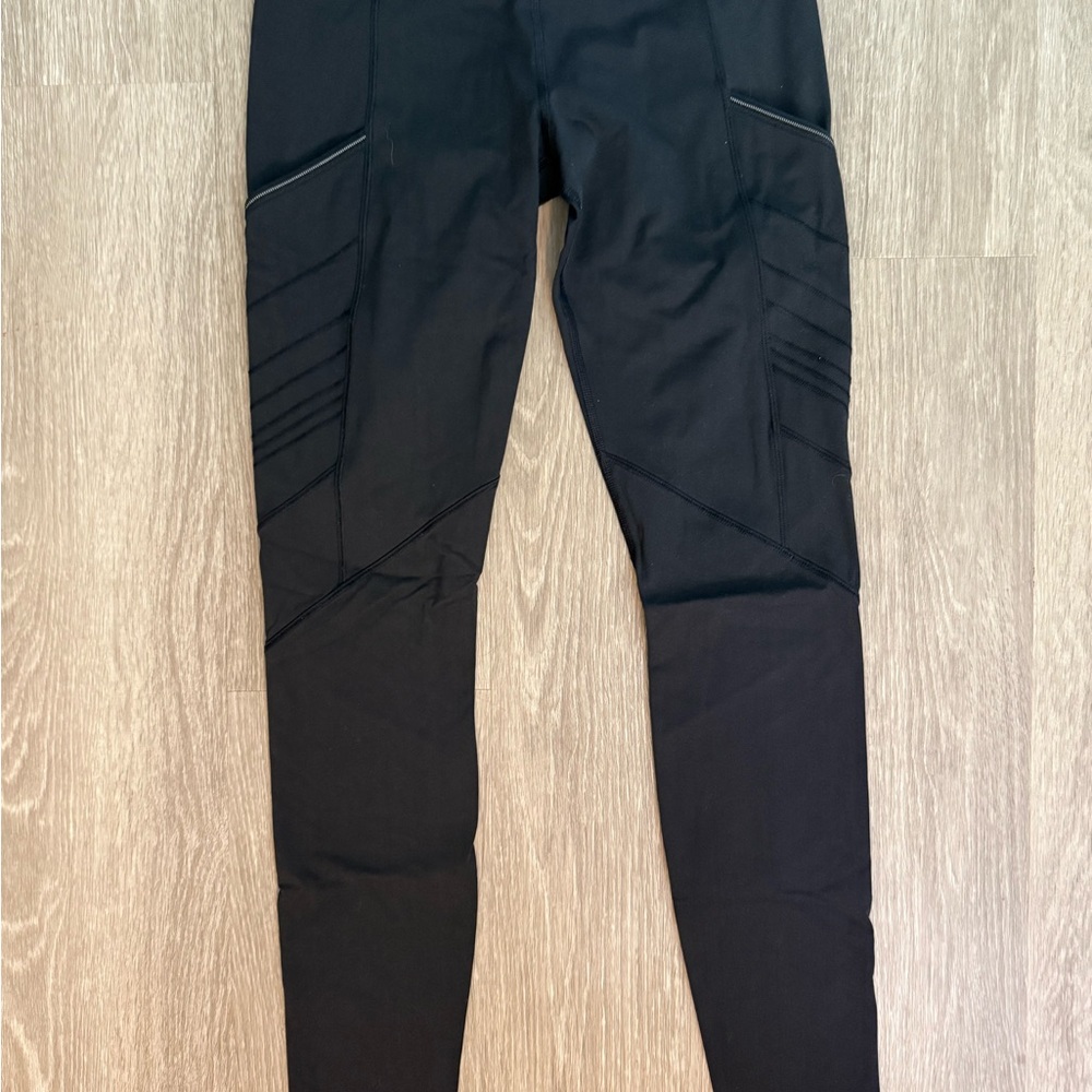 Women’s Size 6 Lululemon Black Athletic Pants